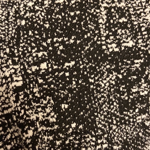 Ciara Sun Woo Black & White Open Front Long Sleeves Cardigan Long Sweater - Picture 5 of 6